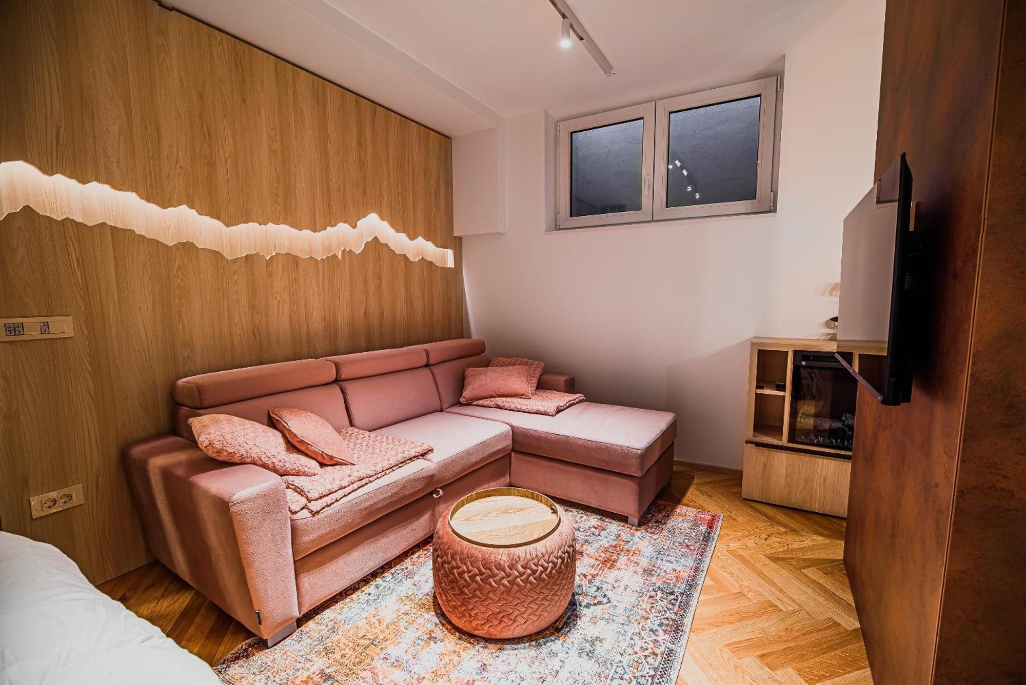Apartments Slavec With Free Onsite Parking Kranjska Gora Oda fotoğraf